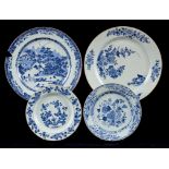 FOUR CHINESE EXPORT PORCELAIN BLUE AND WHITE DISHES, QING DYNASTY, 18TH C 27, 27.5 and 37.5cm