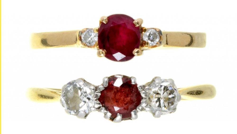 A RUBY AND DIAMOND RING IN GOLD, MARKED 18CT, 1.8G, AND ANOTHER RUBY AND DIAMOND RING IN GOLD,