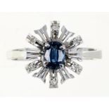 A SAPPHIRE CLUSTER RING IN WHITE GOLD, MARKED 750, 3.35G, SIZE M ++GOOD CONDITION