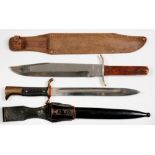 A GERMAN FIREMAN'S LONG PATTERN BAYONET WITH 'S' SHAPED QUILLON, SHEATH AND OTHER HANGER, 40CM