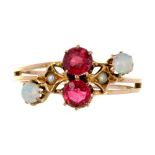 A RUBY, SPLIT PEARL AND OPAL RING IN GOLD, UNMARKED, 1.1G, SIZE I ++GOOD CONDITION