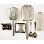 A GEORGE V THREE PIECE SILVER CLOTHES BRUSH, SHEFFIELD 1934, A CONTINENTAL SILVER HAND MIRROR AND