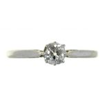 A DIAMOND SOLITAIRE RING IN PLATINUM, WEIGHING APPROX 0.2CT, MARKED PLAT, 2.95G, SIZE N ++GOOD