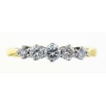 A FIVE STONE DIAMOND RING IN 18CT GOLD, LONDON 1996, 3.25G, SIZE M++GOOD CONDITION