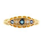 A SAPPHIRE AND DIAMOND RING IN 18CT GOLD, CHESTER 1907, 2.1G, SIZE Q++SLIGHT ABRASION TO CENTRAL