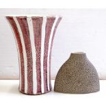 A MID CENTURY DENBY STONEWARE VASE, 20.5CM H, PRINTED MARK, C1960 AND A STUDIO PORCELAIN TEXTURED