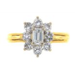 A DIAMOND CLUSTER RING IN 18CT GOLD, LONDON 1988, 2.8G, SIZE L++GOOD CONDITION