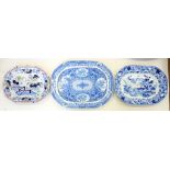 A WEDGWOOD BLUE PRINTED EARTHENWARE MEAT DISH, 37CM L, A LARGER CONTEMPORARY PEARLWARE NET PATTERN