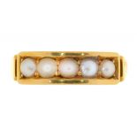 A VICTORIAN SPLIT PEARL RING IN 18CT GOLD, LONDON 1876, 2.9G, SIZE N++BUILD UP OF DIRT AND GRIME