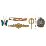 MISCELLANEOUS GOLD AND SILVER JEWELLERY, TO INCLUDE A GOLD MIZPAH BROOCH, MARKED 9CT, A GOLD