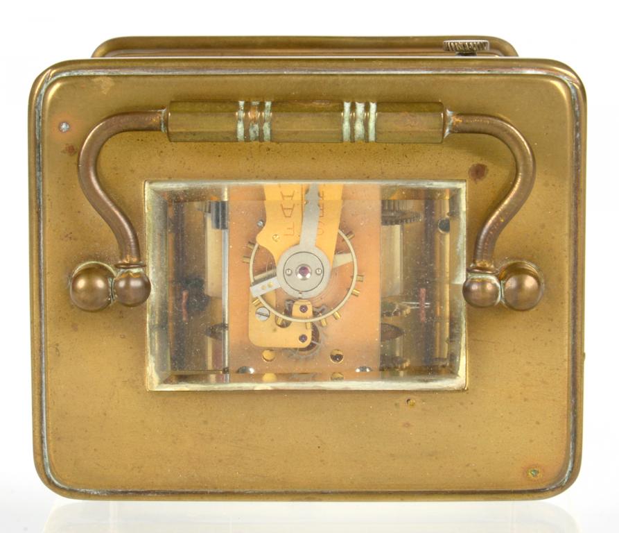 A FRENCH BRASS CARRIAGE TIMEPIECE, WITH LATER REPLACEMENT PLATFORM LEVER ESCAPEMENT, 11CM H - Bild 2 aus 2