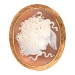 A SHELL CAMEO BROOCH PENDANT IN GOLD, MARKED 9CT, 54 X 45 MM, 16G++