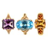 THREE GEM SET RINGS IN 9CT GOLD, 10.3G, SIZES O, O ½++GOOD CONDITION