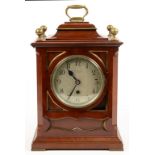 A LATE VICTORIAN BRASS MOUNTED MAHOGANY MANTEL CLOCK, THE SILVERED DIAL INSCRIBED BARRAUD & LUNDS