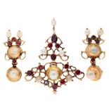 AN ITALIAN PEARL, GARNET AND GOLD OPENWORK BROOCH AND EARRINGS, C1800 brooch 60mm, 20g++Adapted from