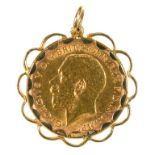 GOLD COIN. HALF SOVEREIGN 1912, MOUNTED IN 9CT GOLD PENDANT, BIRMINGHAM 1975, 5.1G++GOOD CONDITION