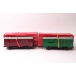 Two Hornby-Dublo horse boxes, 4316 (SR) and 4315 (BR), each with horse,