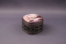 A Continental small oblong ring box,