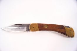 A Beretta lock knife with Falcon blade