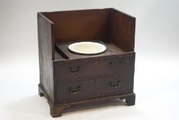 A George III mahogany chest commode with ceramic pan, 75cm high x 68.