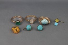 An assortment of jewellery to include a hallmarked sterling silver ring,