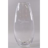 A Kosta 'Scandinavian Airline Systems' glass vase, 31.