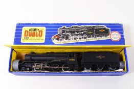 A Hornby Dublo 3224 2-8-0 8F Goods Locomotive and tender,