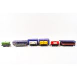 Twenty-eight Hornby Dublo 00 gauge wagons,