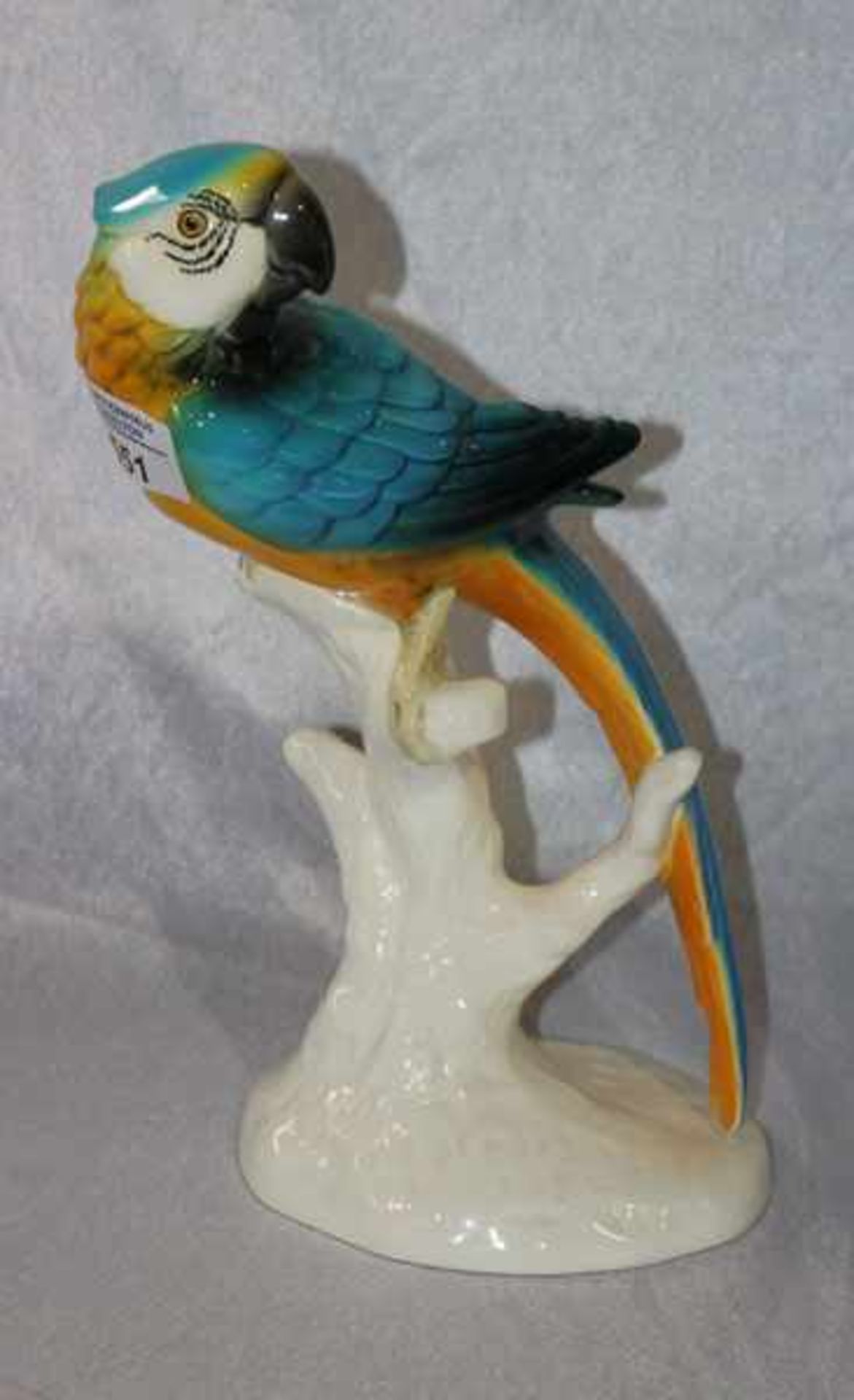 Goebel Tierfigur 'Papagei', naturalistische Ausformung und Bemalung, Modell Nr. 3860128, H 28 cm,