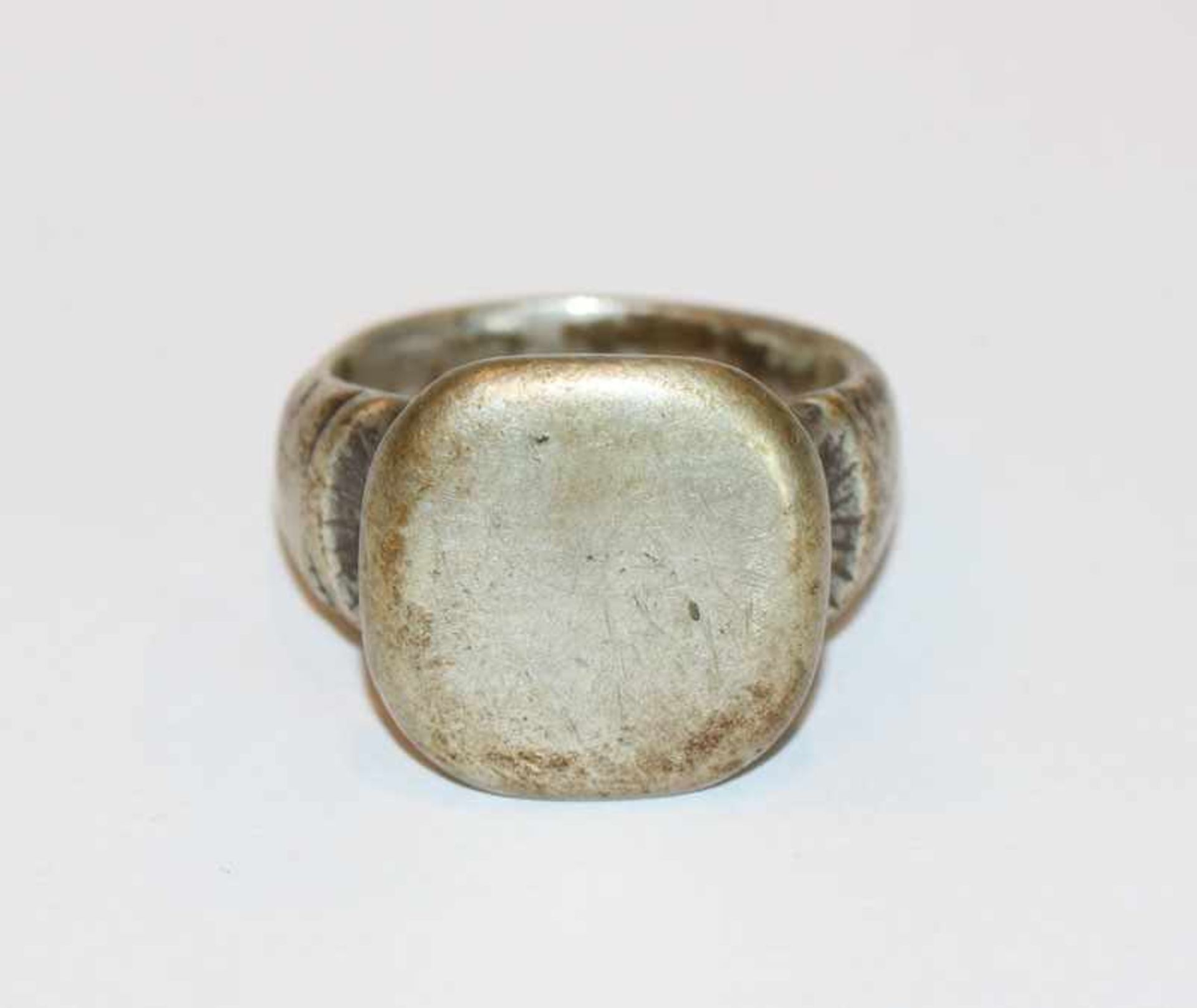 Massiver Silber Ring um 1800, Gr. 59, Tragespuren