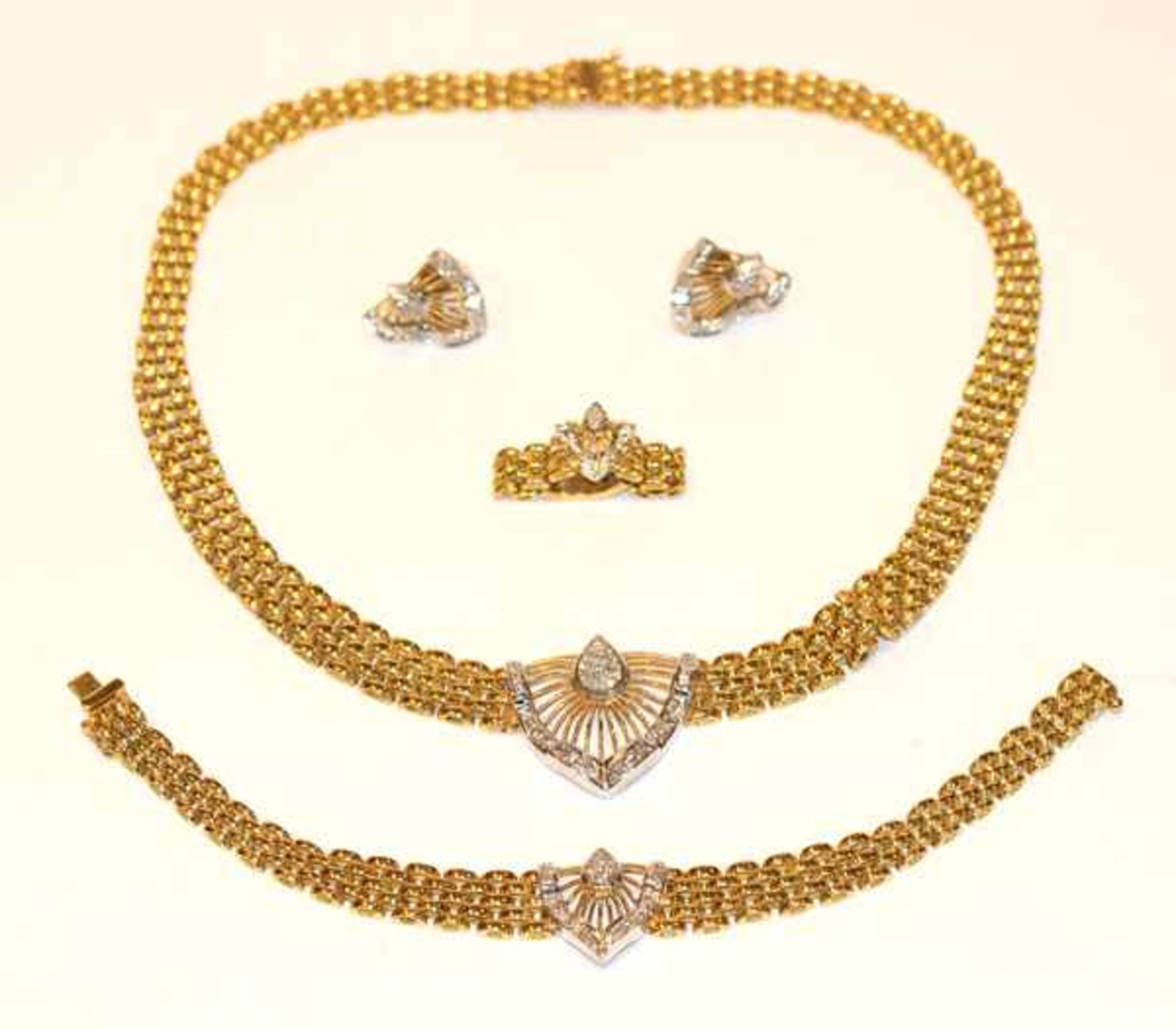 18 k Gelbgold Schmuckset mit Diamanten in Weißgold gefaßt, Diamanten zus. 2,14 ct., Collier, L 42