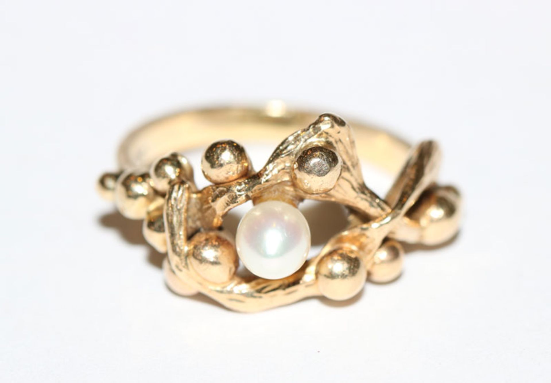 14 k Gelbgold Designerring mit Perle, ausgefallene Handarbeit, Gr. 62, 7,7 gr.