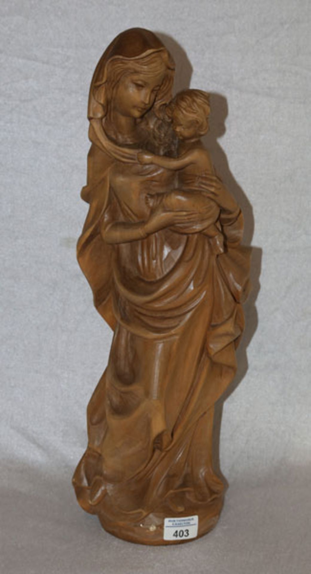 Holz Figurenskulptur 'Maria mit Kind', dunkel gebeizt, am Boden gemarkt Josef Albl, Oberammergau,