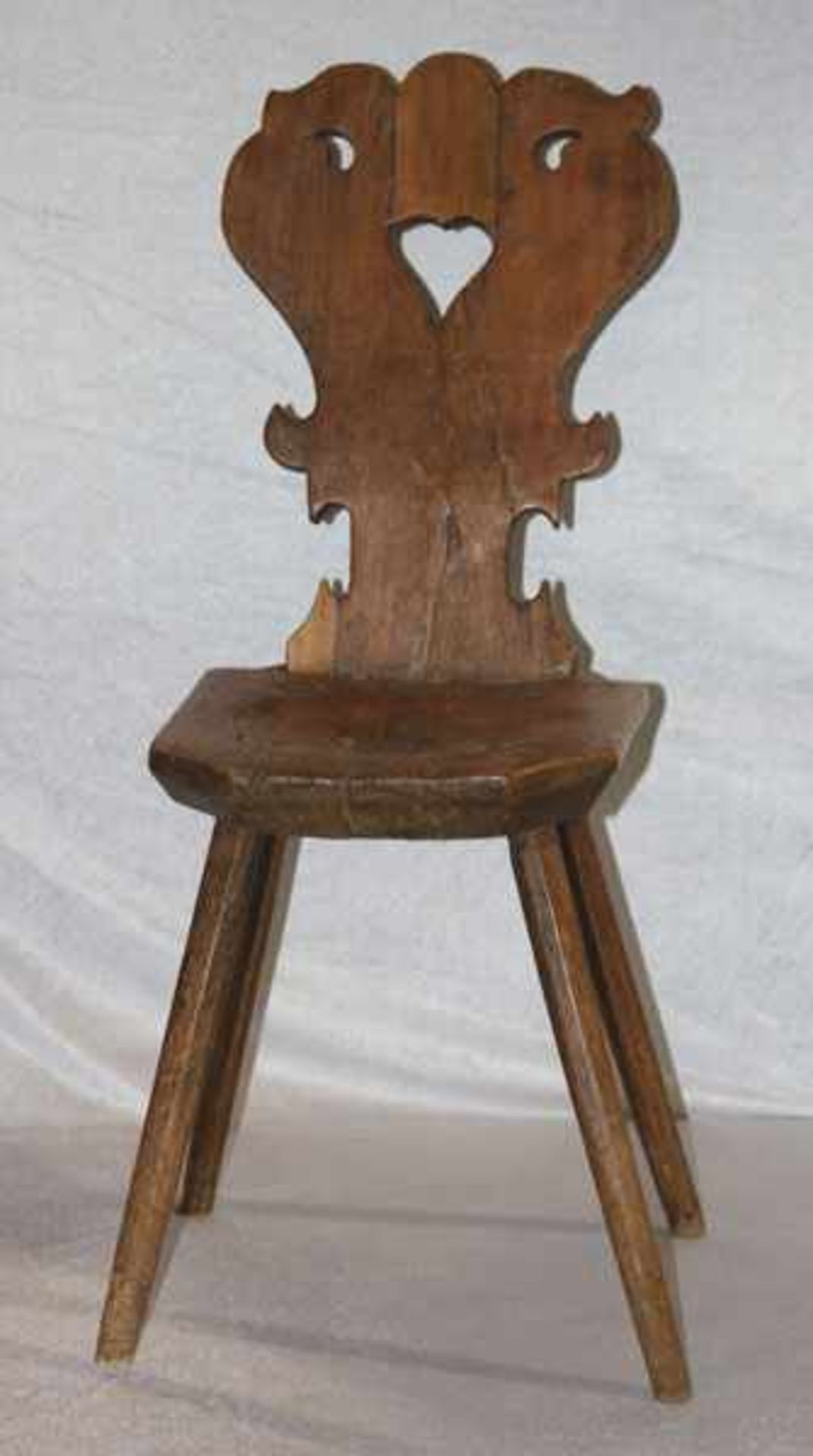 Brettstuhl, Nadelholz, um 1800, H 83 cm, B 31 cm, T 33 cm, Alters- und Gebrauchsspuren