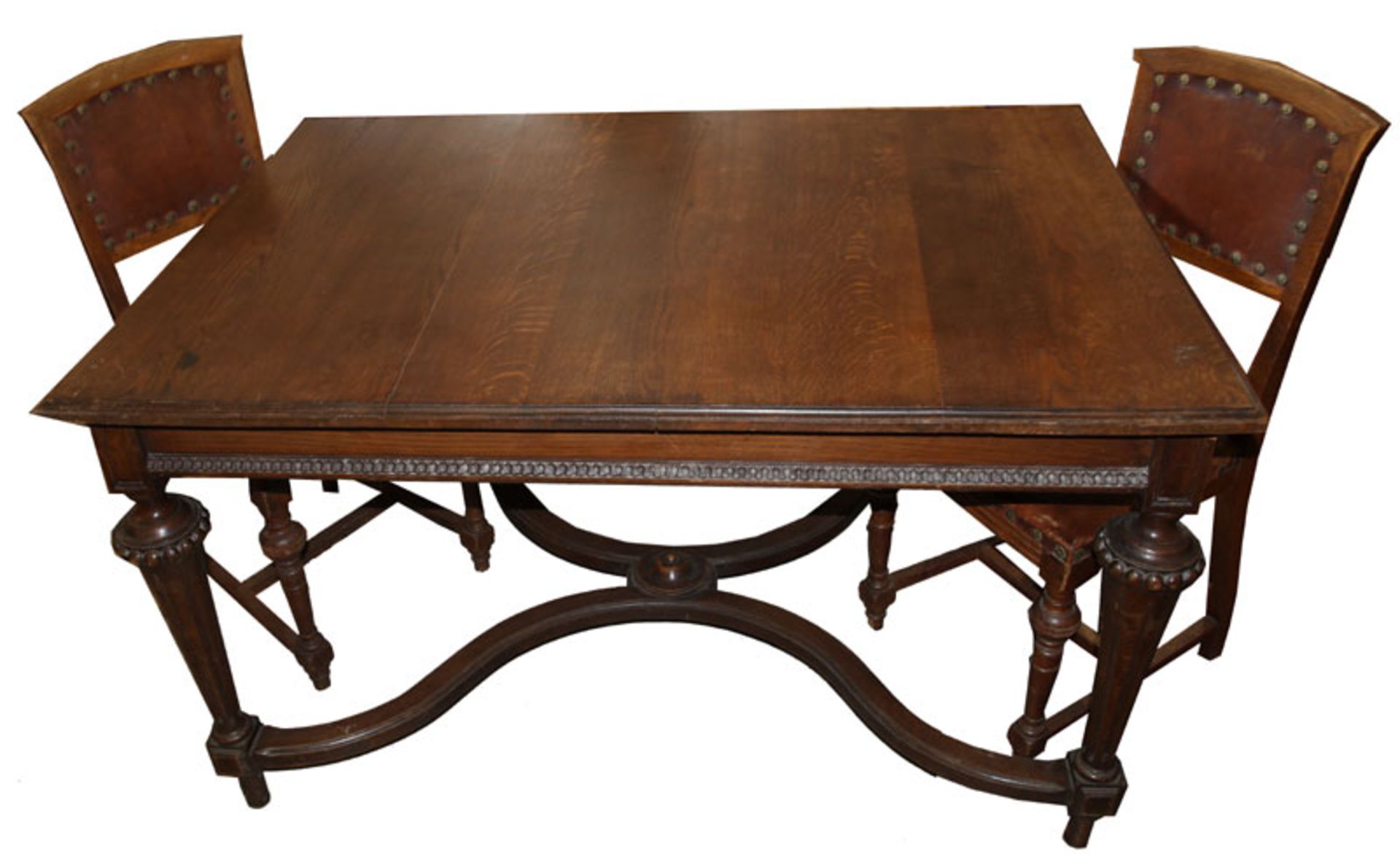 Gründerzeit Tisch auf gedrechselten Beinen, H 76 cm, L 134 cm, B 94 cm, und 4 passende Stühle,