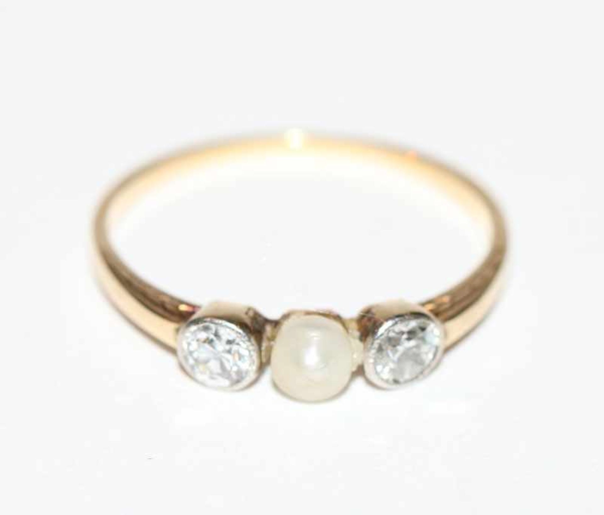 14 k Gelbgold Ring mit 2 Diamanten und Perle, Gr. 54, Perle ist stumpf