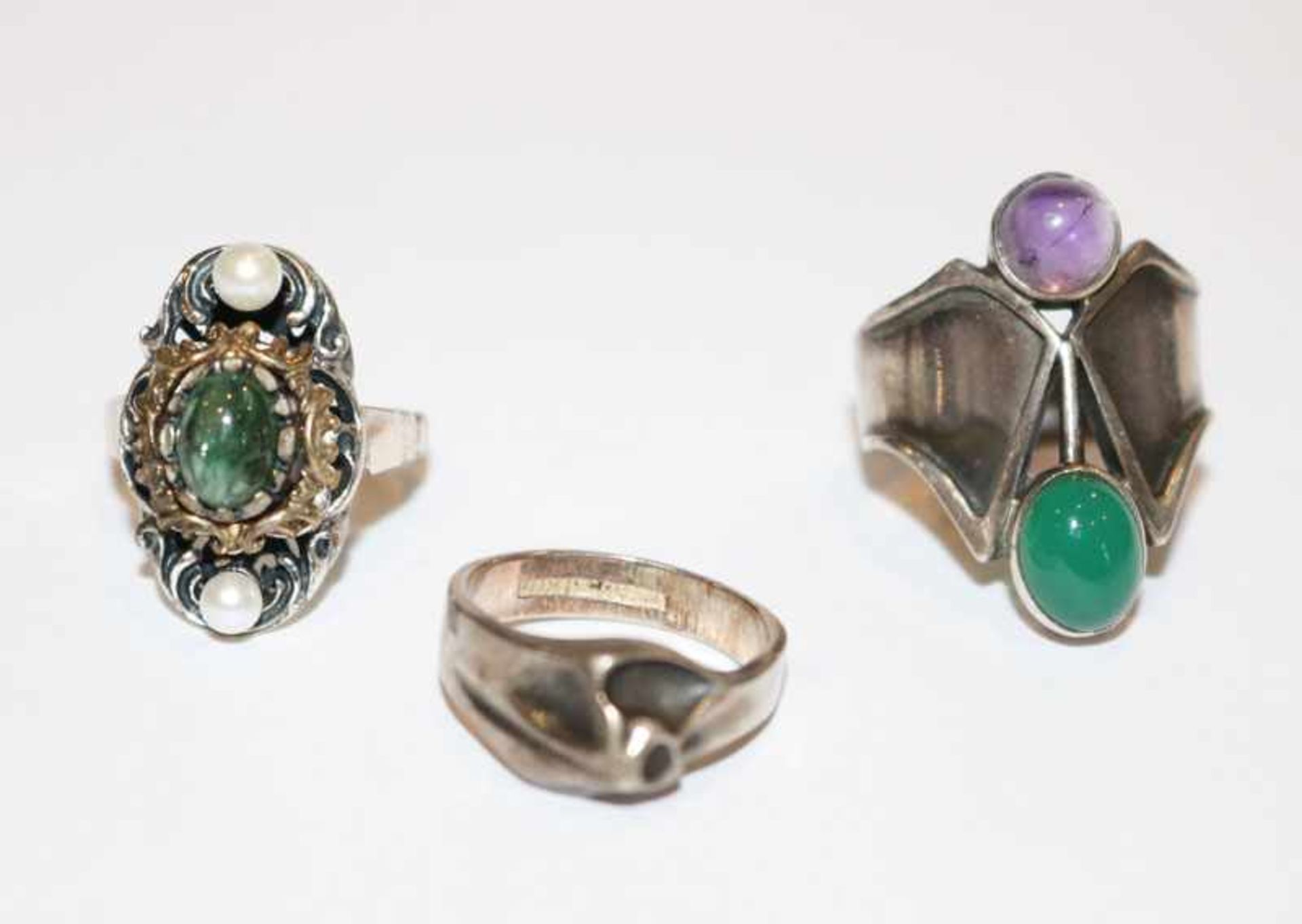 3 Silber Ringe, 2 davon mit Farbsteinen, Gr. 53/54