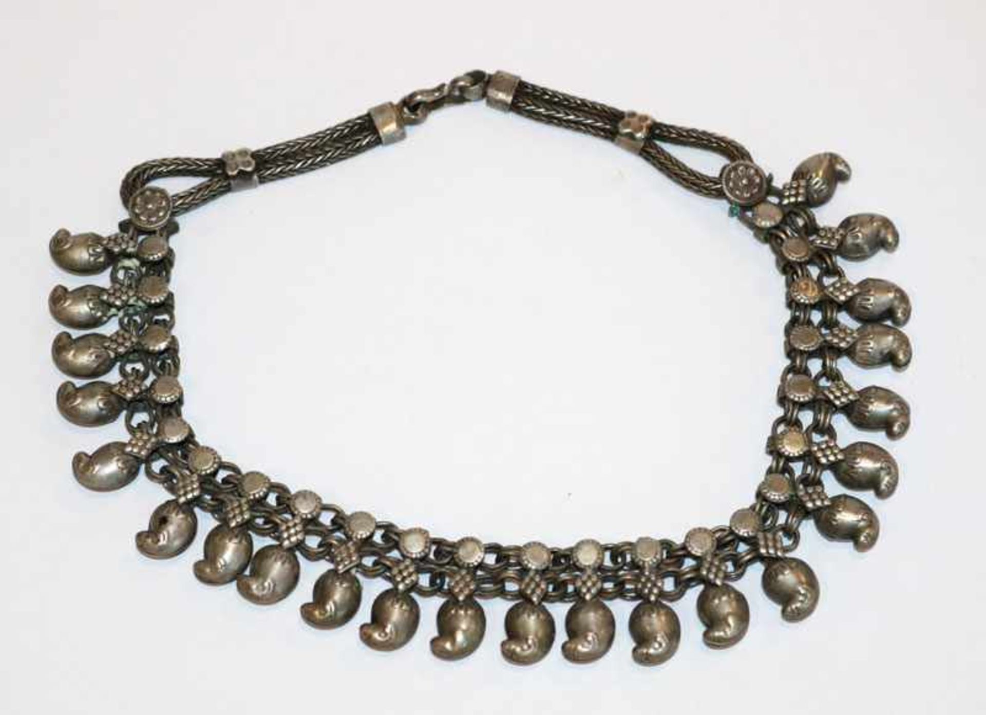 Ausgefallene arabische Halskette, kein Silber, L 40 cm