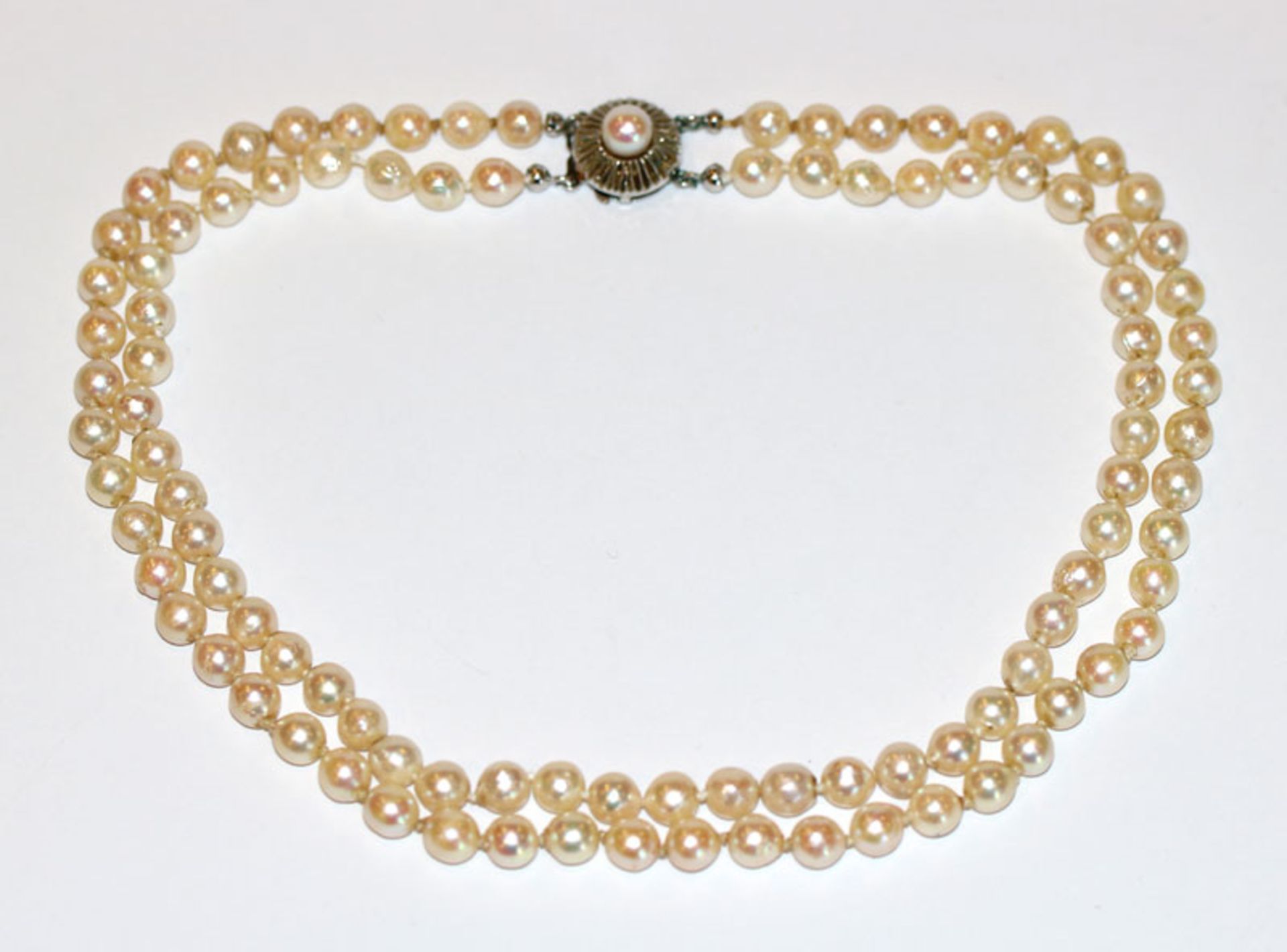Perlenkette, 2-reihig mit Silberschließe, L 34 cm