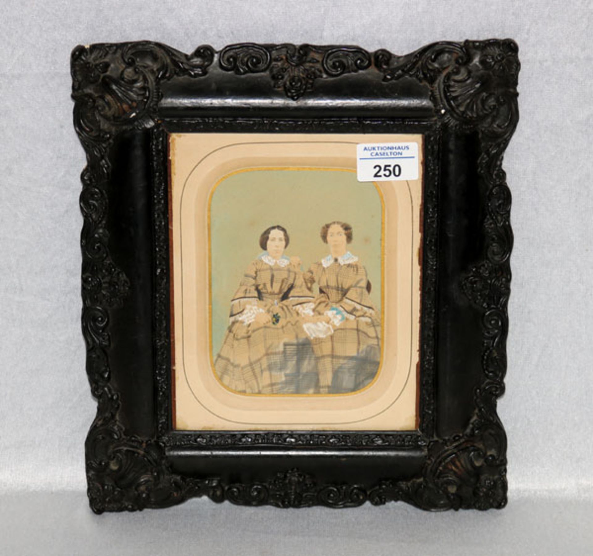 Daguerreotype 'Die Schwestern', mit Passepartout unter Glas gerahmt, Rahmen bestossen, incl.