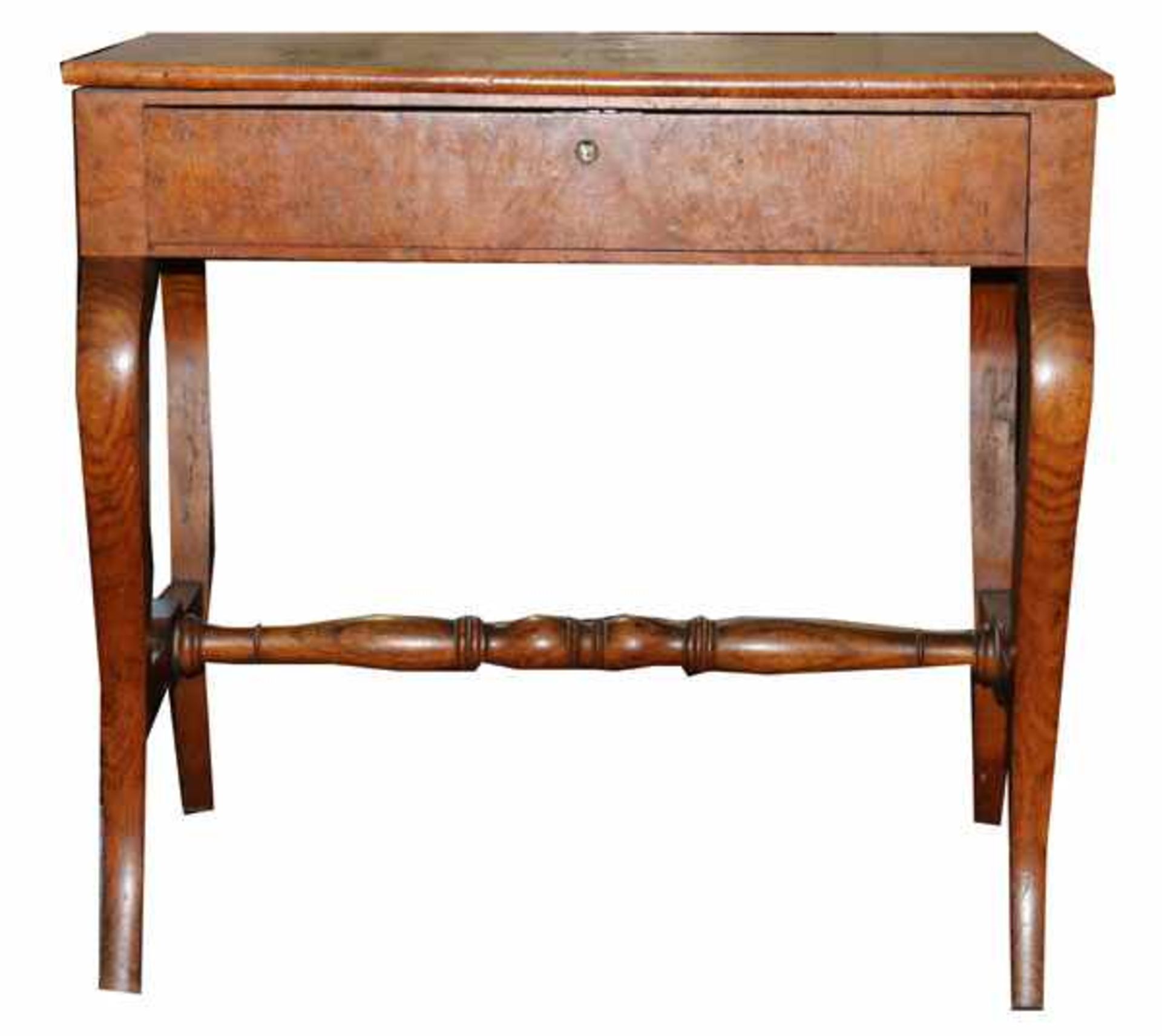 Tisch auf geschwungenen Beinen, Korpus mit einer Schublade, 19. Jahrhundert, H 74 cm, B 81 cm, T