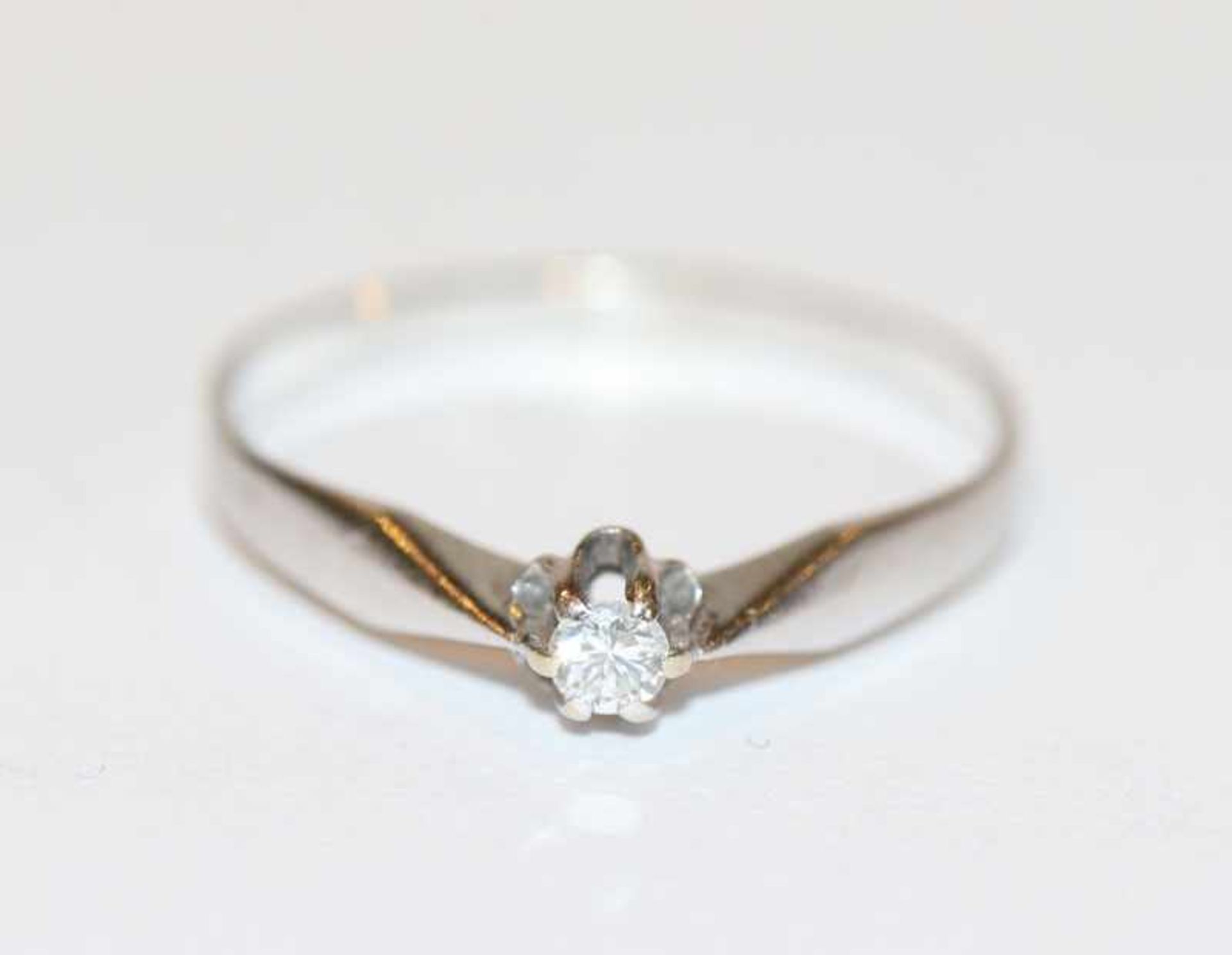 14 k Weißgold Ring mit Diamant, Gr. 56