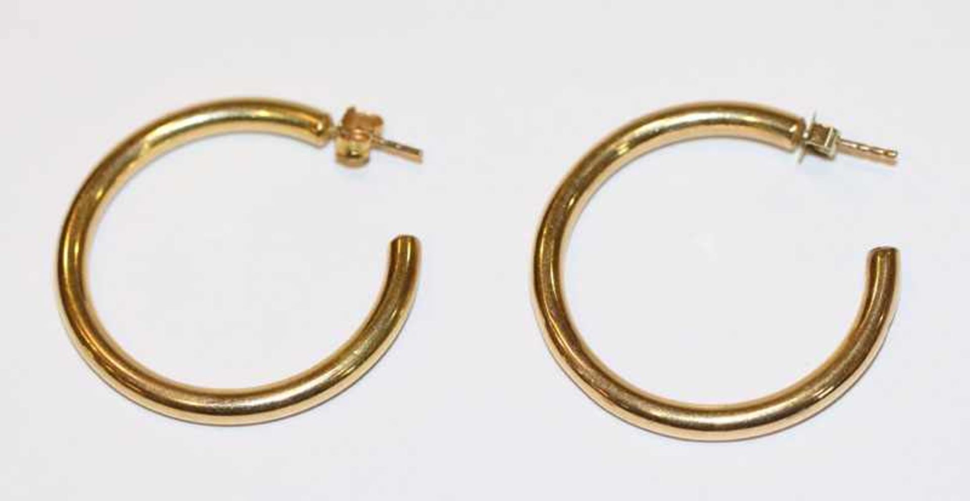 Paar 14 k Gelbgold Creolen-Stecker, 5,6 gr., D 3 cm