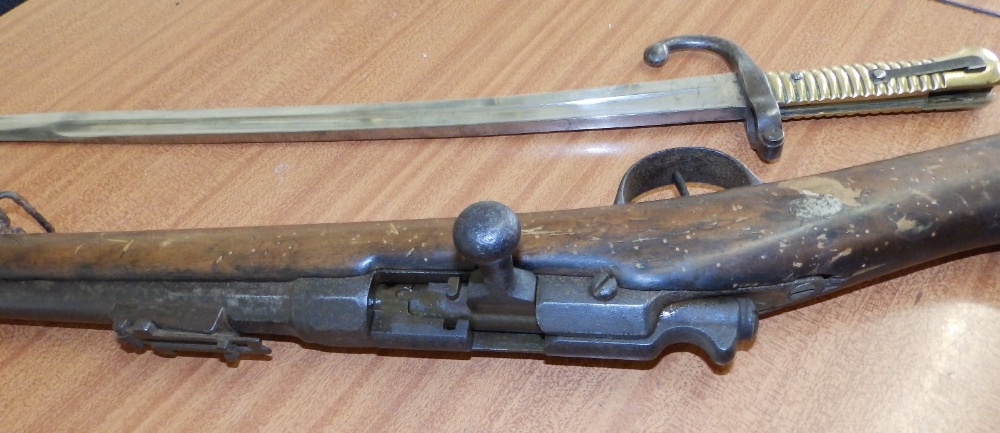 A French chassepot (woodwormed) together with a crurved bayonet. - Image 3 of 3