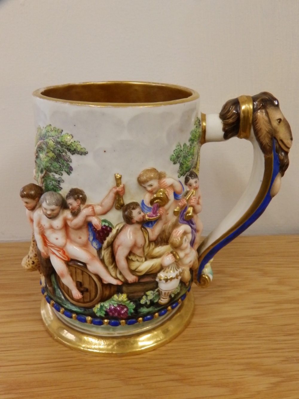 A 19thC Naples tankard , 5.5” high – handle a/f.