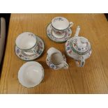 A Spode tea set for two in Chinese rose pattern (10).