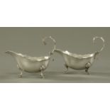 A pair of silver sauce boats, Birmingham 1923. Length 13 cm, 126 grams.