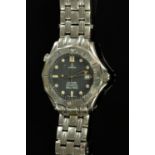 A gentleman's Omega Seamaster professional chronometer wristwatch, 300M/1000FT,