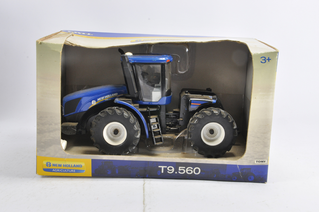 Ertl 1/32 New Holland T9.560 Tractor. M in Box (Box has some smoke staining).