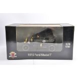Motor City Classics 1/18 1915 Model T Ford.G in Box (Box has some smoke staining).